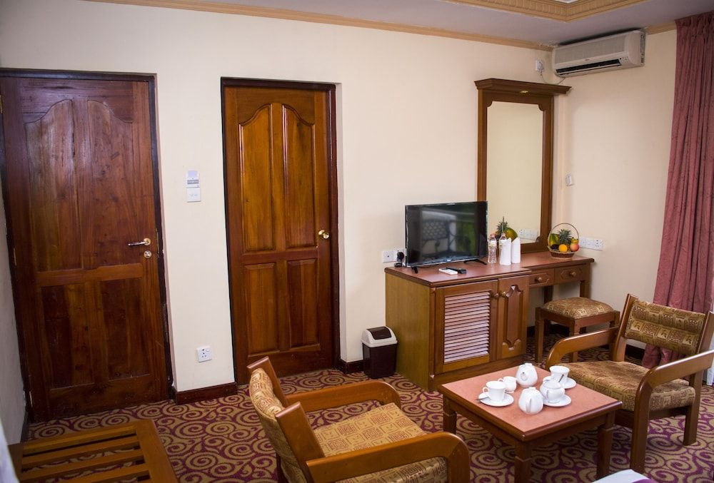 Hotel Lakefield
