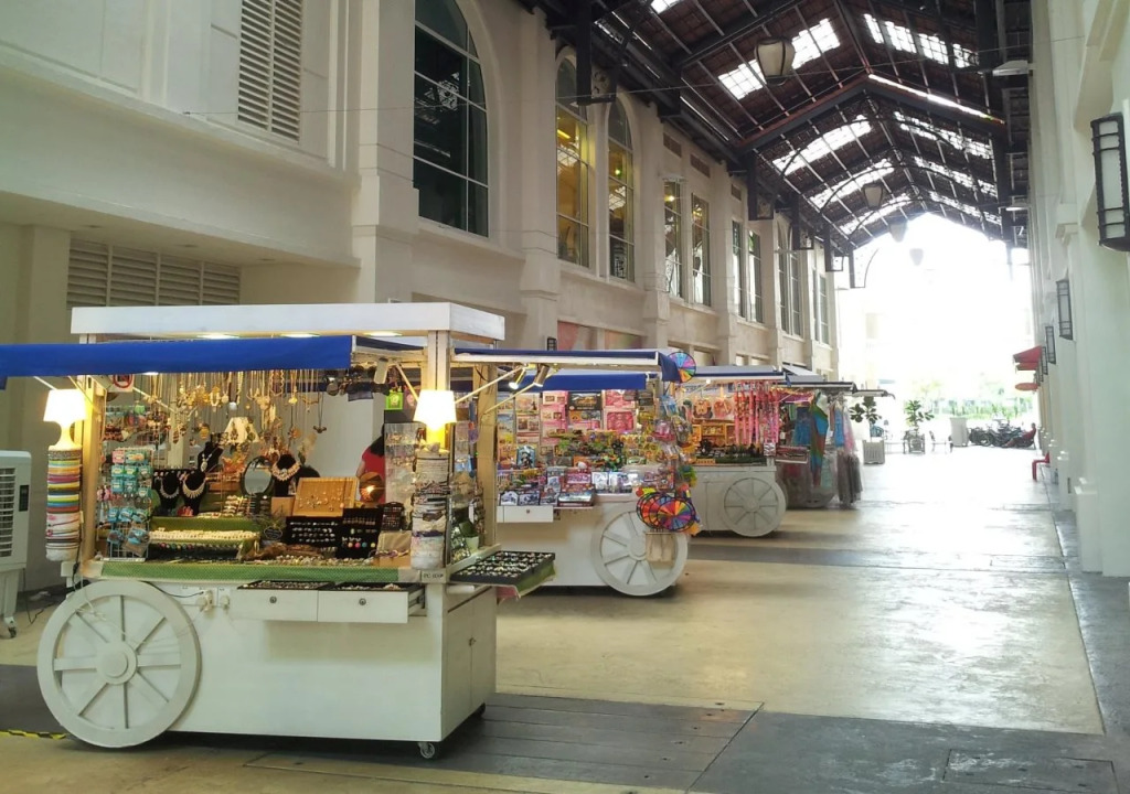 The Straits Quay Marina by Messina Clive