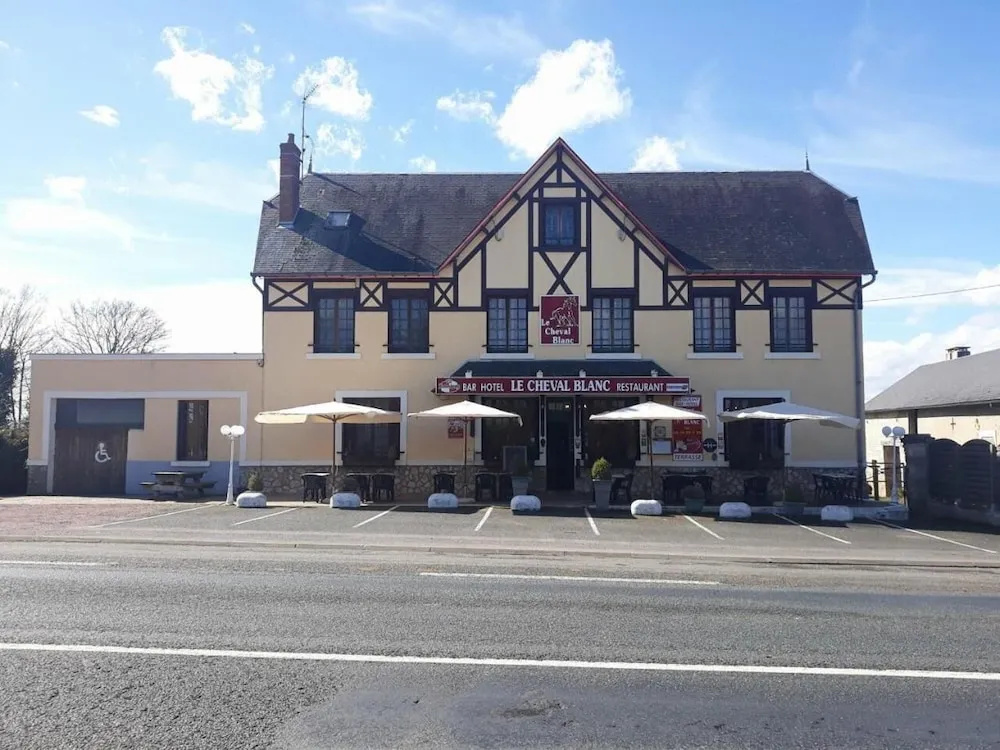 Logis Le Cheval Blanc