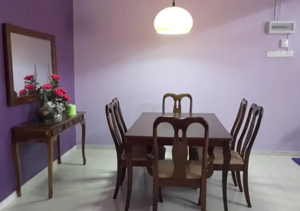 Roemahkoe Holiday House