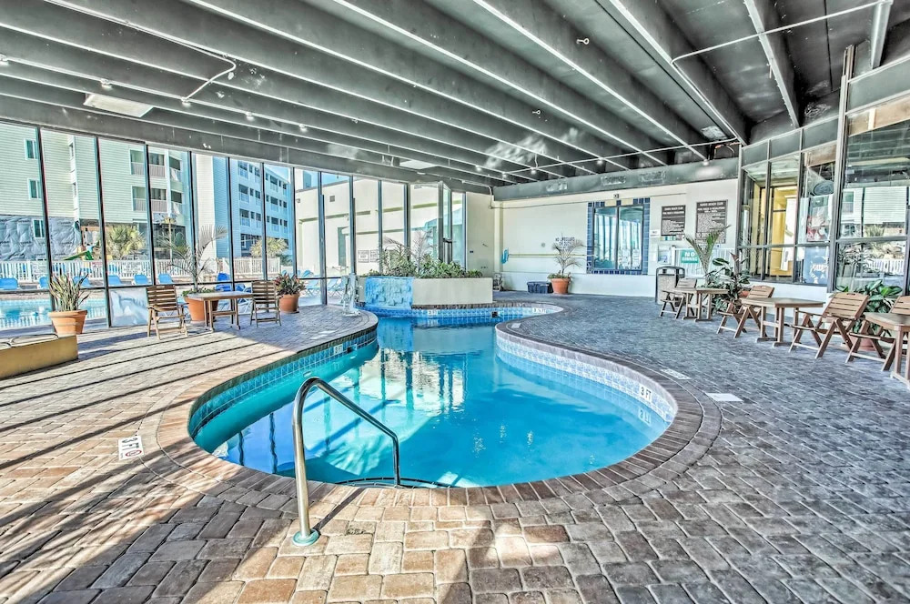 2 Mi to Golfing: Oceanfront Myrtle Beach Condo