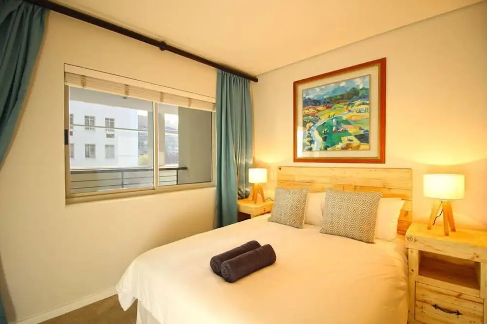 Upmarket 2bed City Retreat Close to V A Waterfront