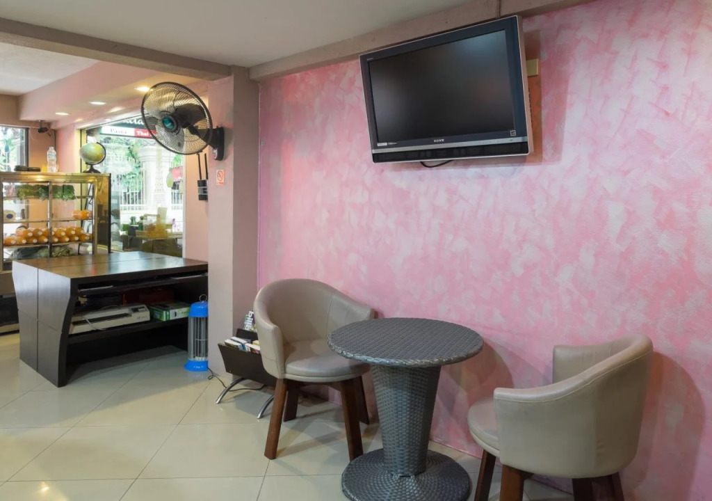 Cozy at Ten Hotel Bangkok