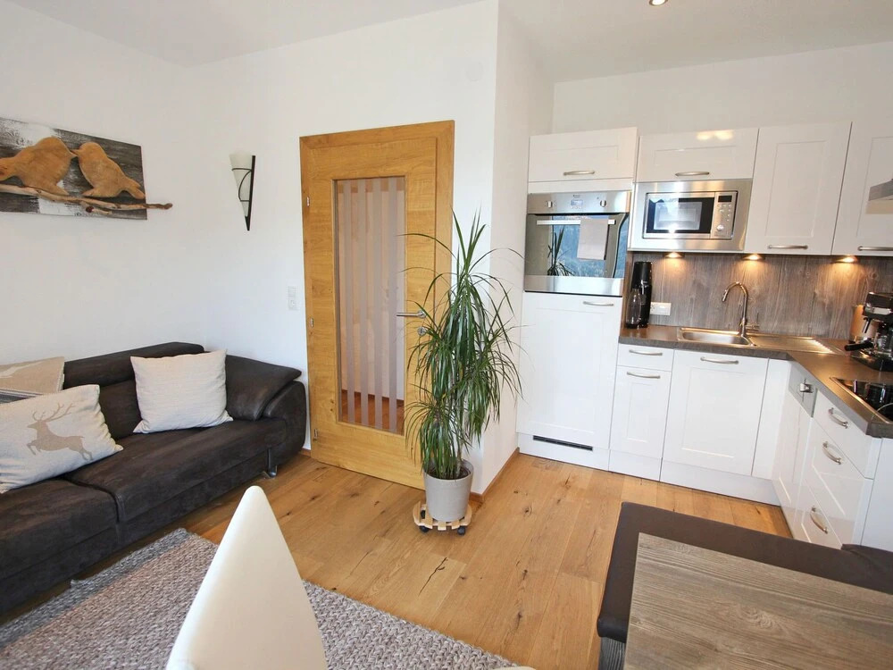 Valley-view Apartment With Garden in Wenns