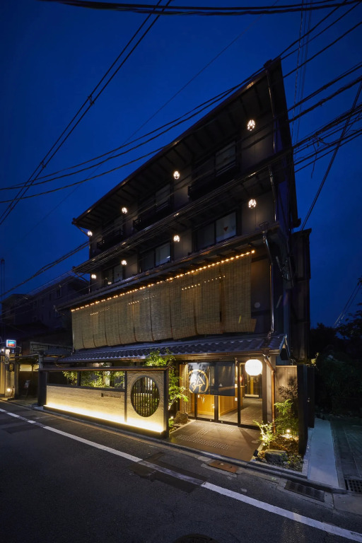 Rinn Gion Kenninji