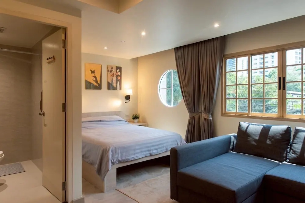 Shizuka House - 500m walk to BTS Phrom Phong
