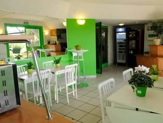 Lemon Hotel - Mery sur Oise/Cergy