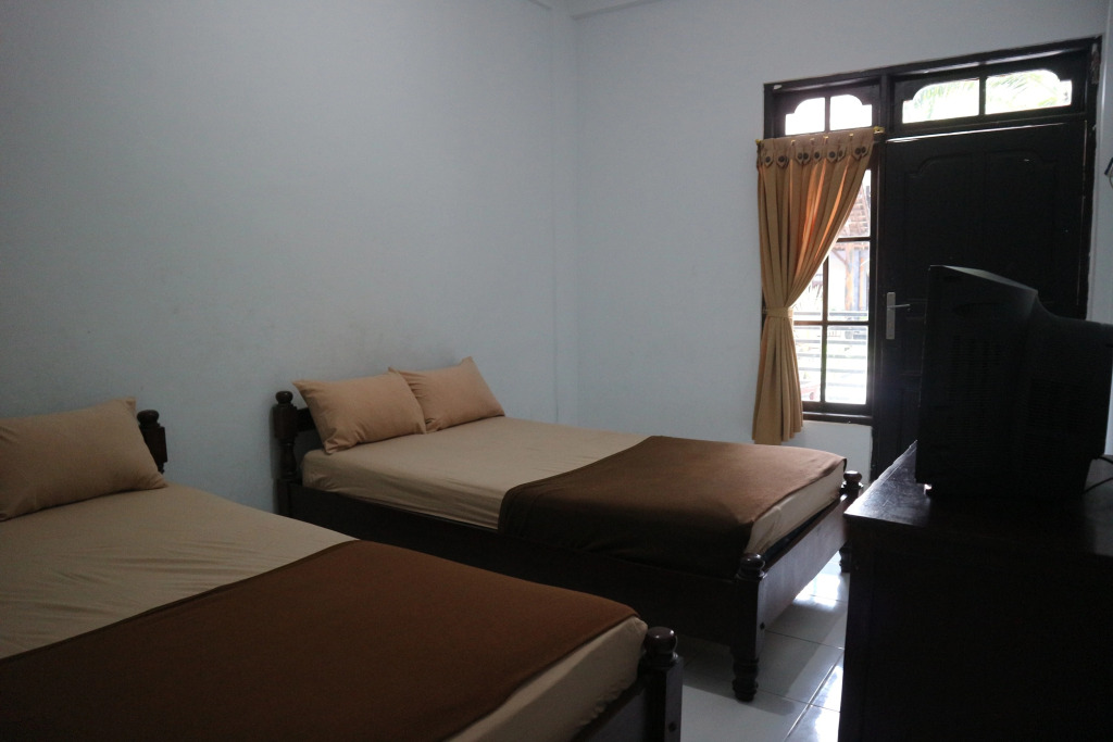 Hotel Diana 2