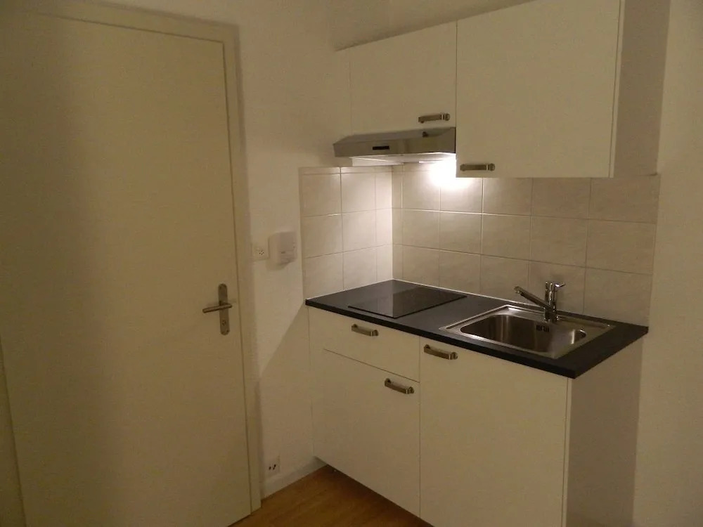 Rent a Home Delsbergerallee - Self Check-In