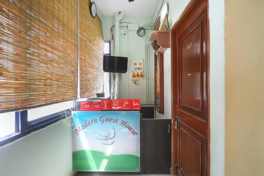 OYO 46874 Modern Guest House