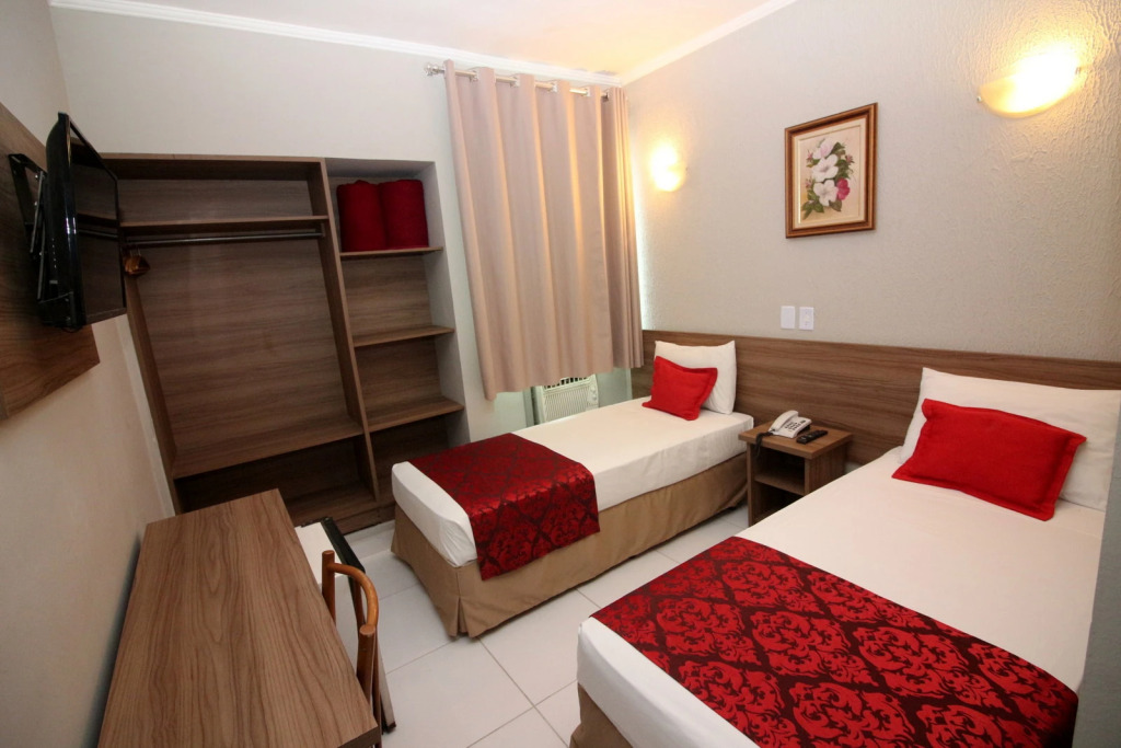 Carlton Express - Antigo Plaza Hotel