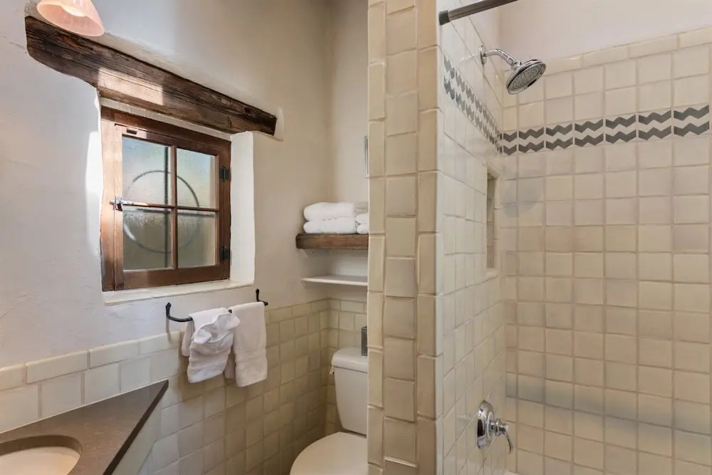 3BD Garcia Street Adobe