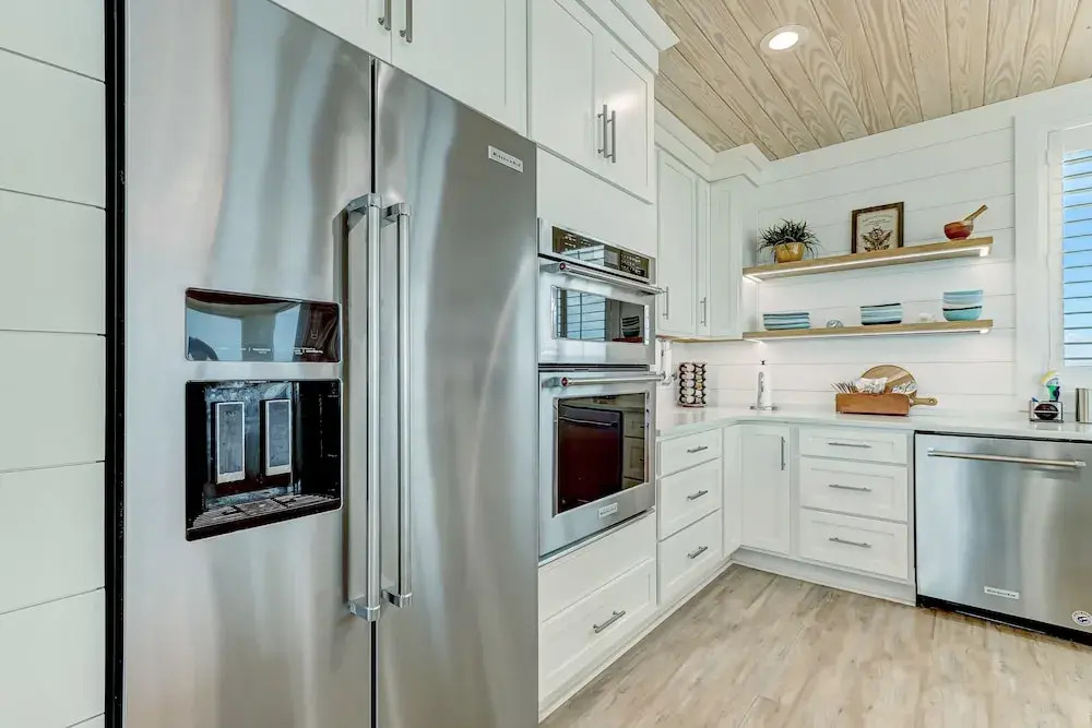 226 South Fletcher Ave 6 Bedroom Home by RedAwning