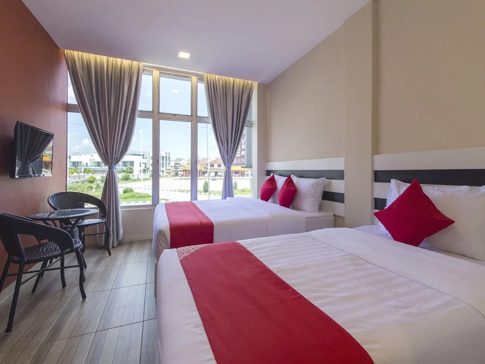 LEA GUEST HOUSE & CAFE Lukut