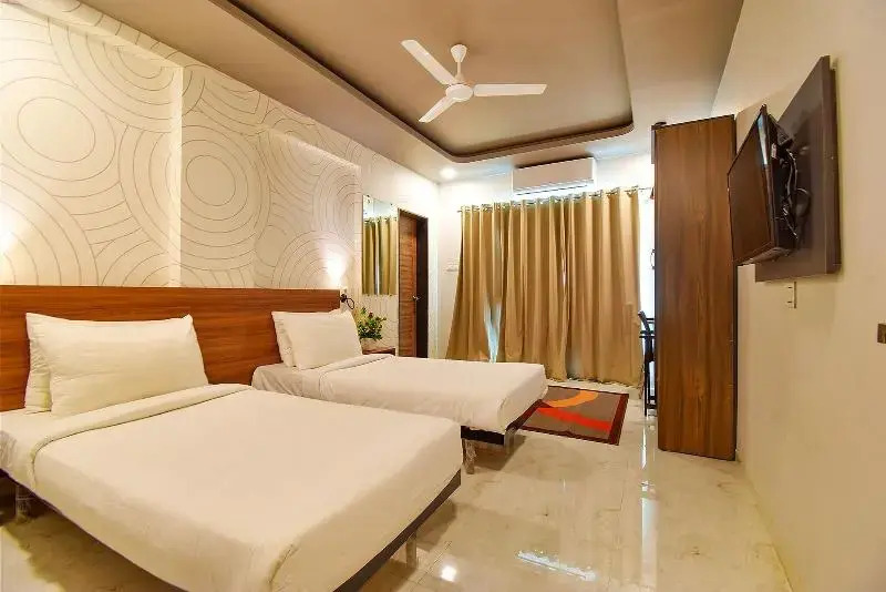 FabHotel Manomay Homes - Nr Manish Nagar