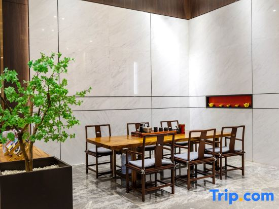 Shanshui S Hotel (Huizhou Zhongkai Hui Huan Store)