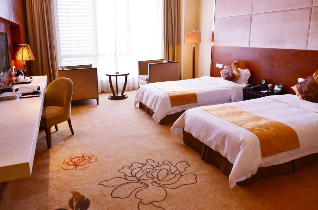 Phoenix Hotspring Resort
