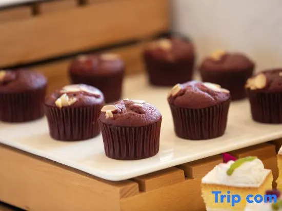 Atour Hotel Guiyang Guanshan Lake Park