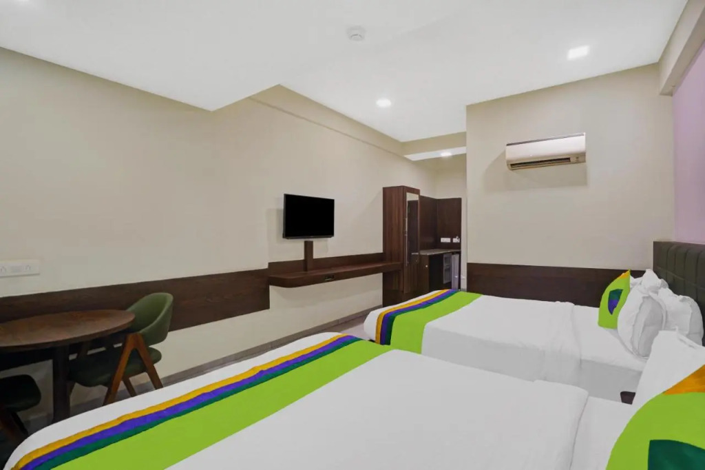 Greenotel Rooms Hazira, Surat