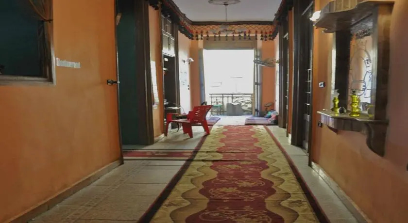 Royal Home Hotel