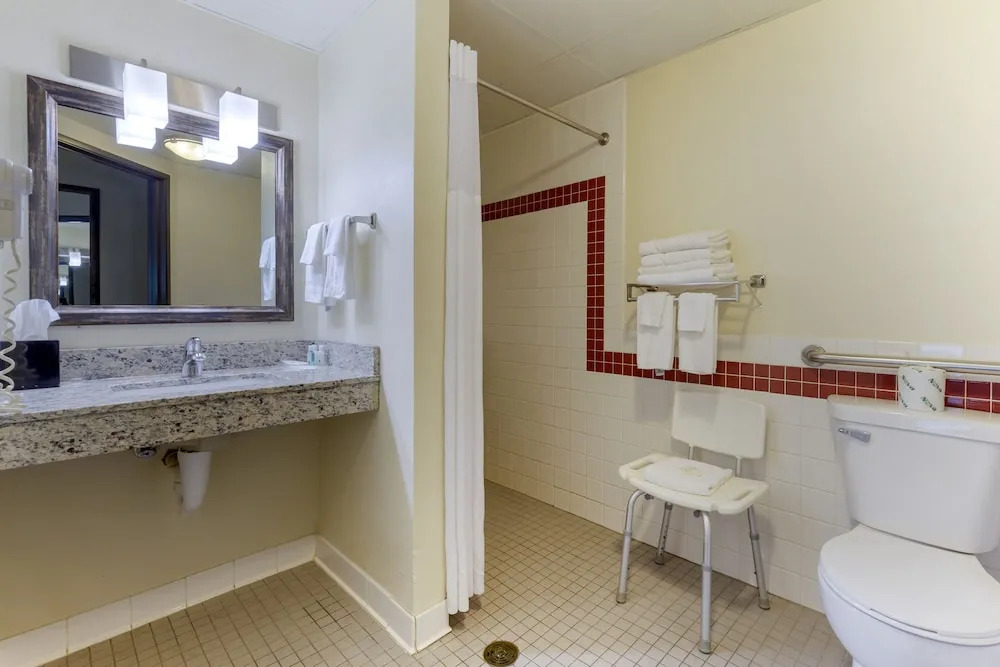 Americinn Oshkosh