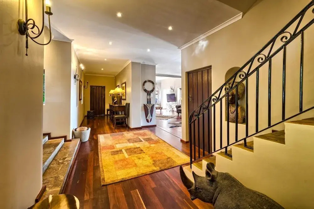 Ikhaya Safari Lodge