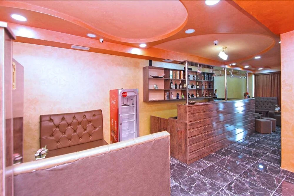 HOTEL N1