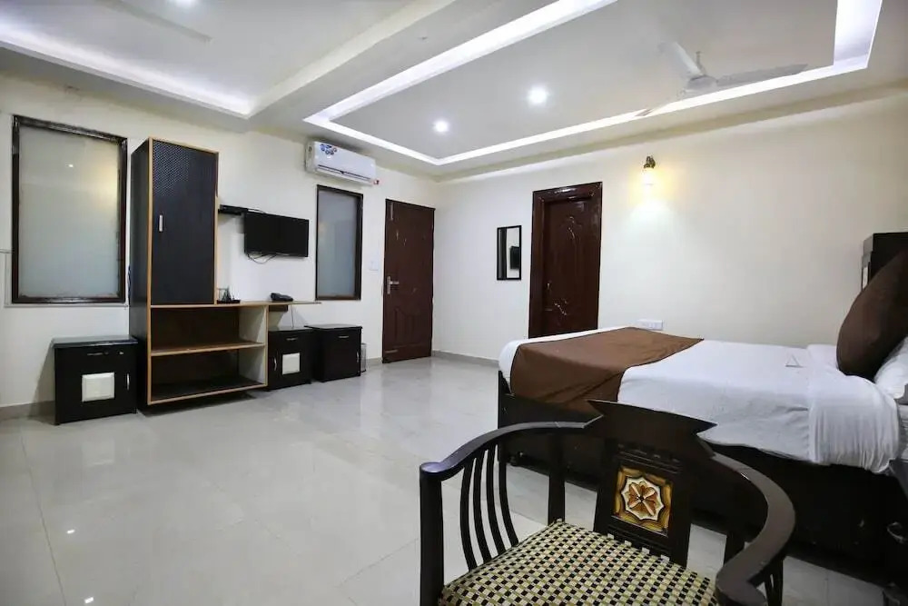 Hotel Baj Celebration By OYO Rooms