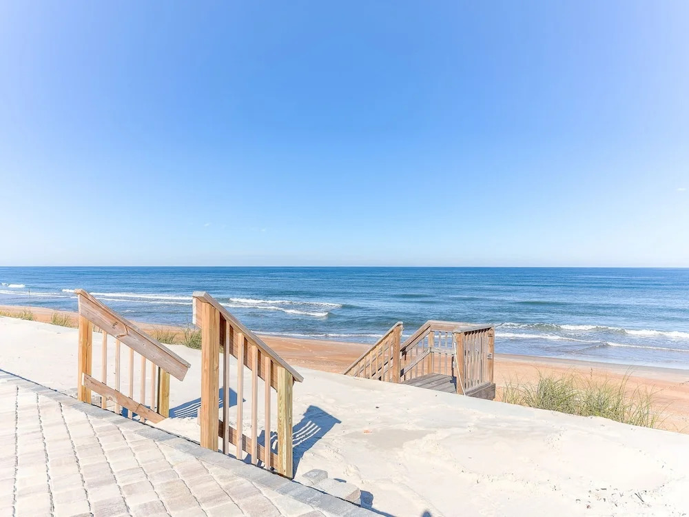 Romantic Beach House by Vtrips