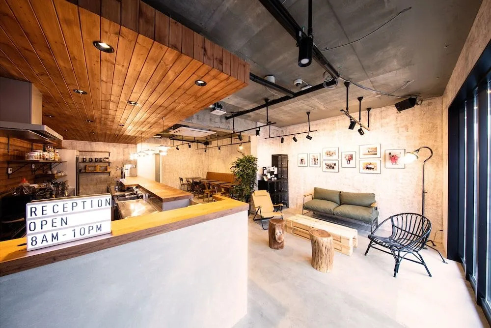 Ten to Ten Hostel