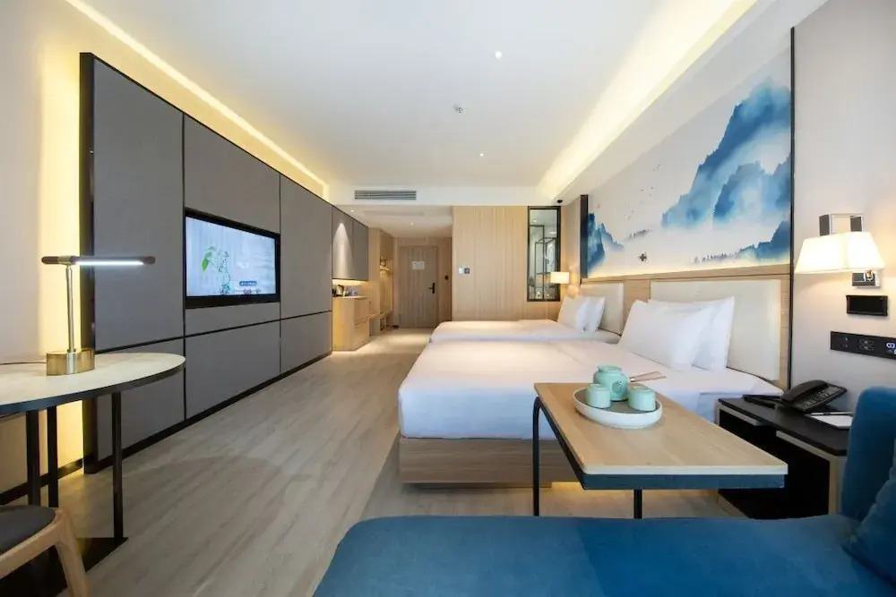 Ausotel by Argyle Baiyun International Airport Renhe Metro Exit B