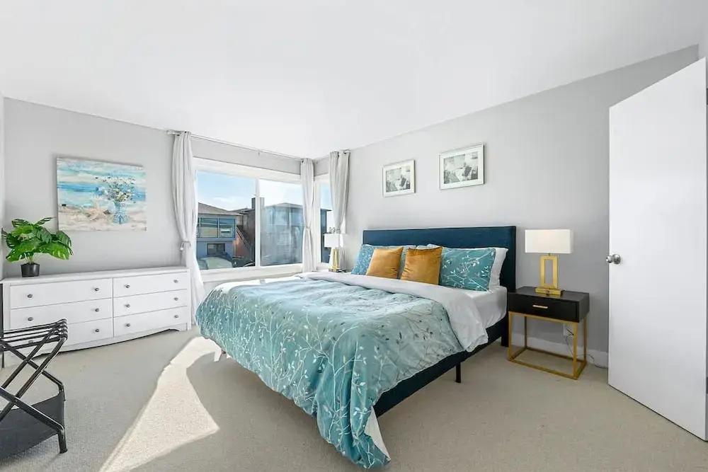 Gem by the sea None-obstructive Ocean View