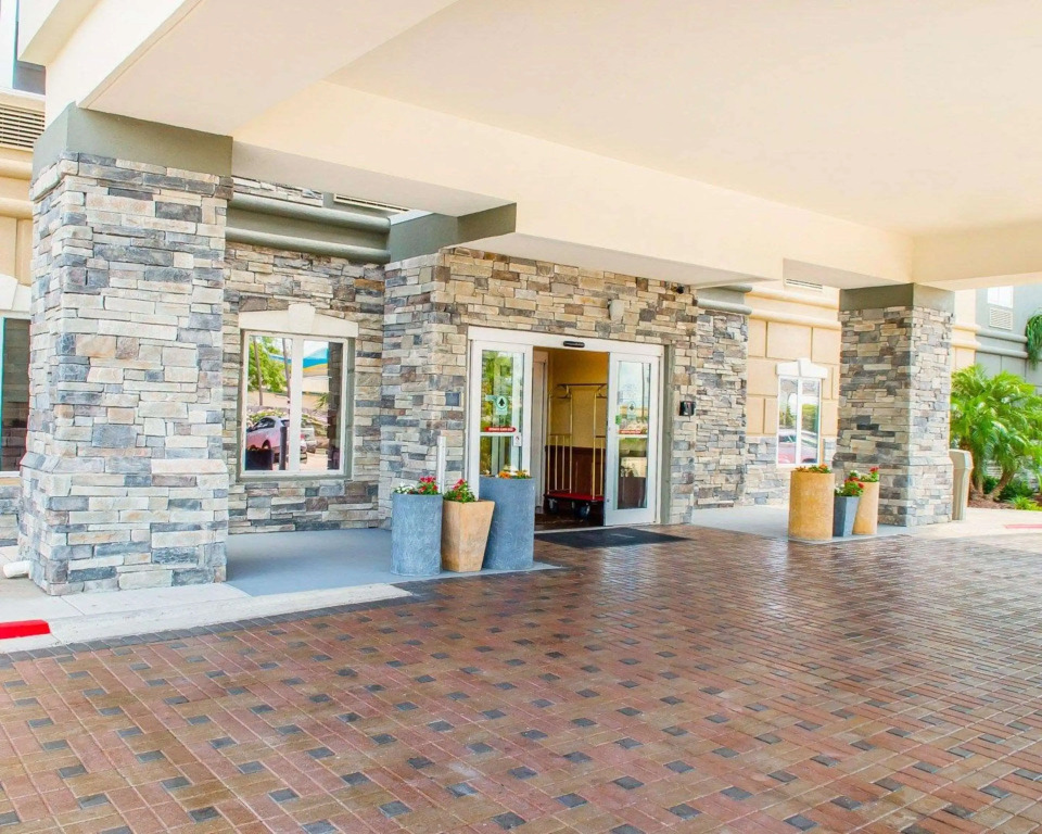 Comfort Suites Near Texas A&M - Corpus Christi