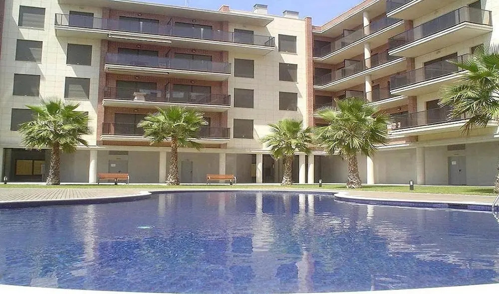 Apartamentos Esquirol 3000