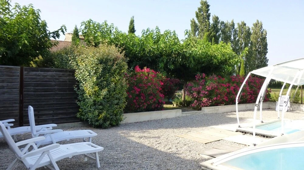 House With 3 Bedrooms in Sarrians, With Wonderful Mountain View, Priva