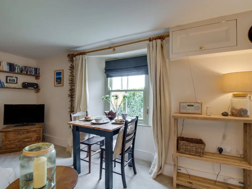 Lovely Holiday Home in Saint Agnes With Garden
