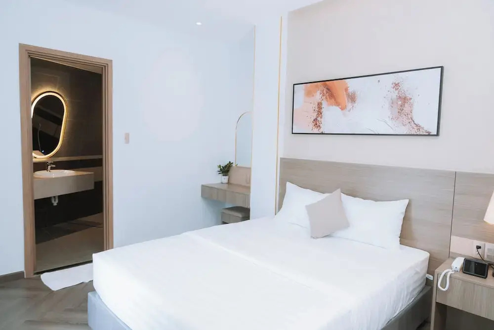 Ha Tien Sea View Hotel