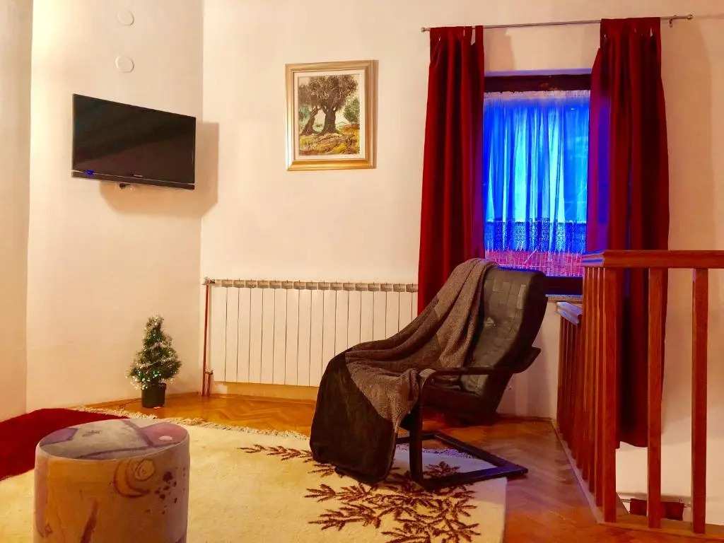 Two Story Studio Apartment Goranka