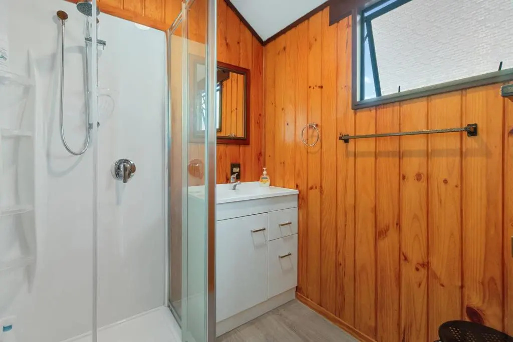 Downtown Mountview - Mt Maunganui Holiday Home