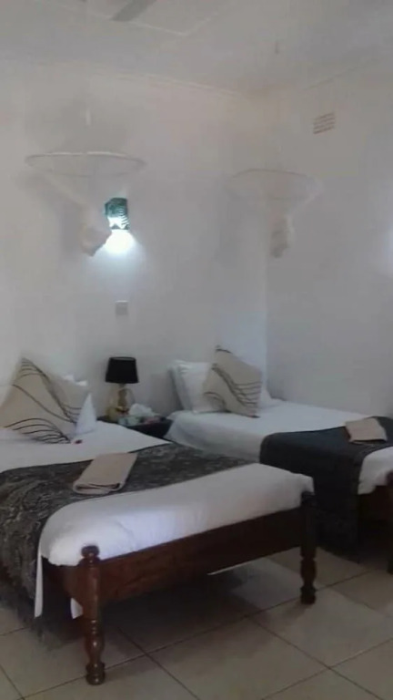 Mwayose Lodge