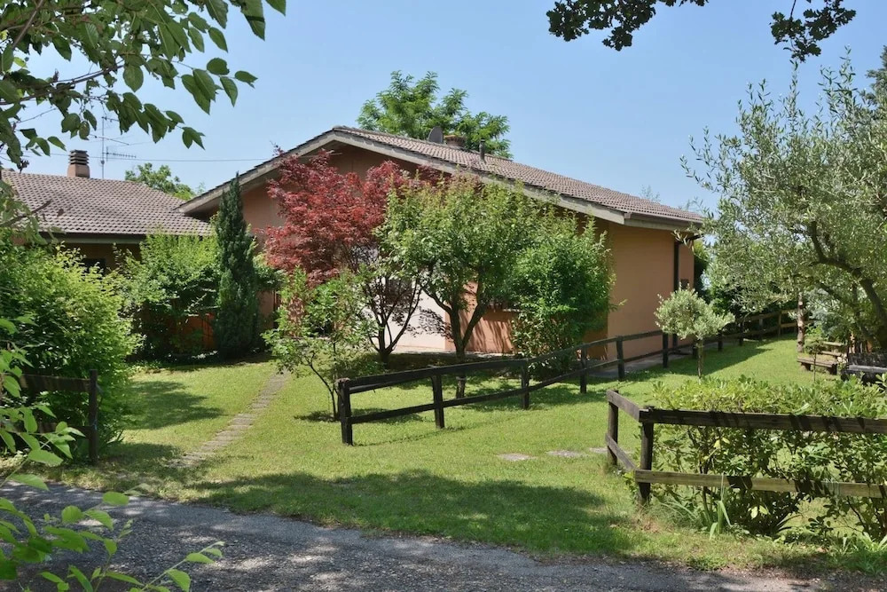 Residence Ai Vigneti With Pool