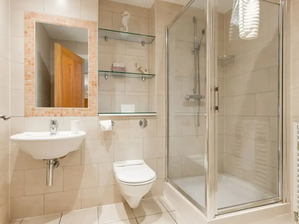 Jibe Ho - Beautiful Spacious Apartment with Harbour Views