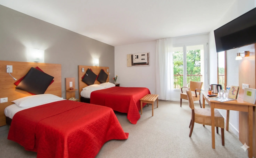 Logis Hotel Le Tropicana