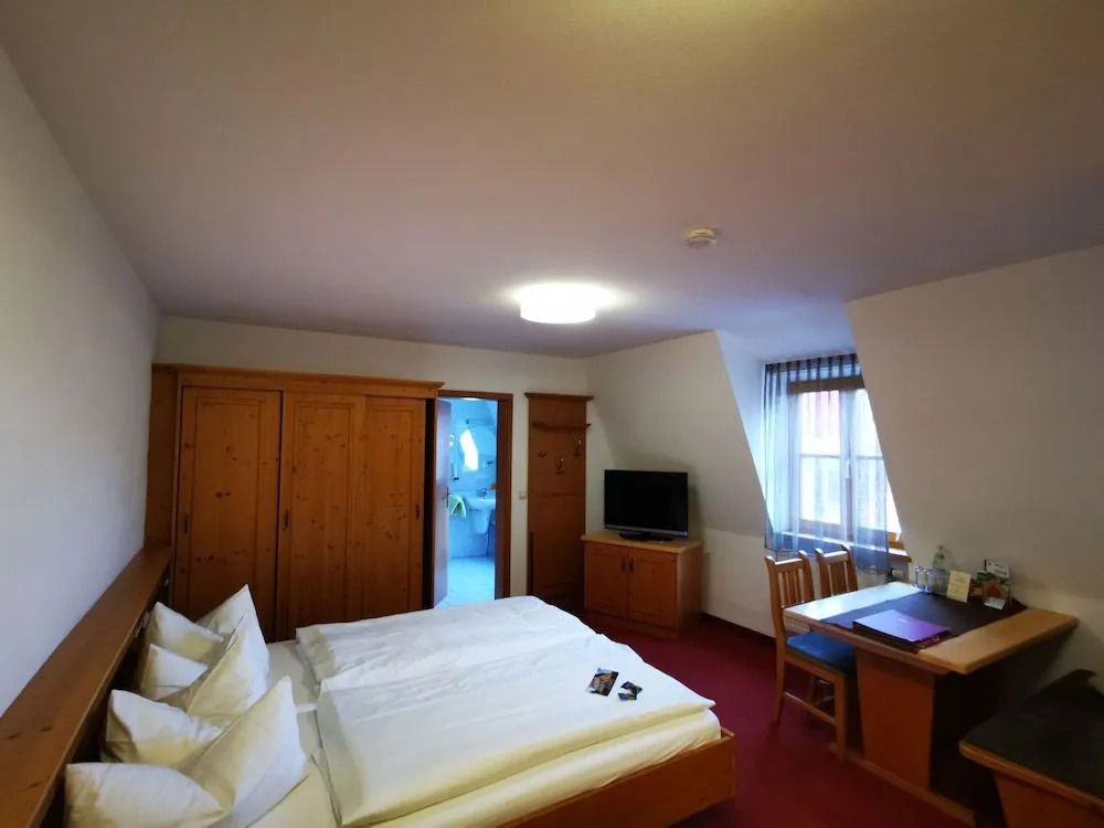 Zum Schnapsbrenner - Hotel garni