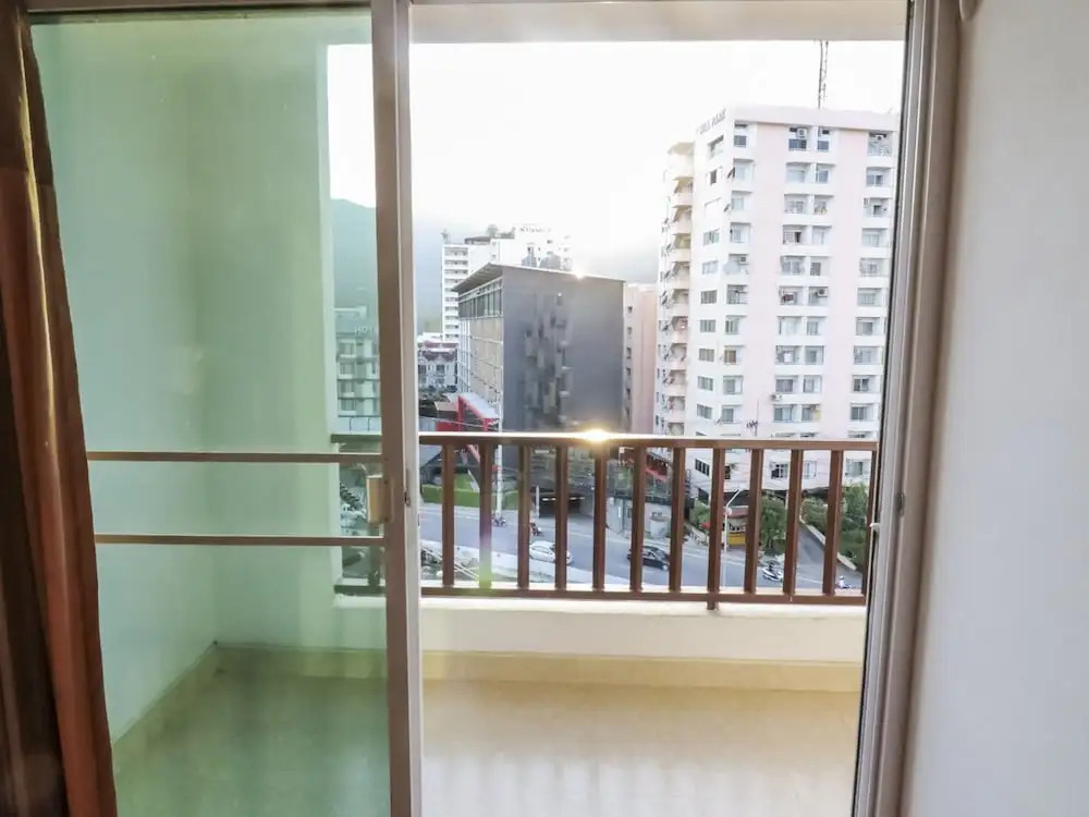 Nida Rooms Suan Kaew Mall 1010