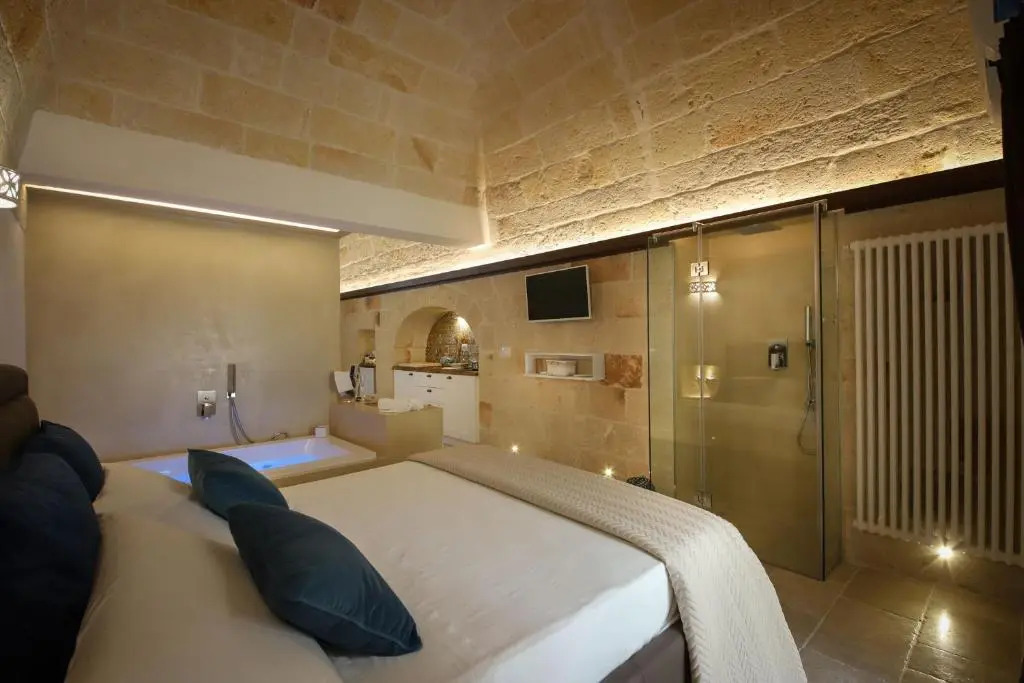 Suite 52