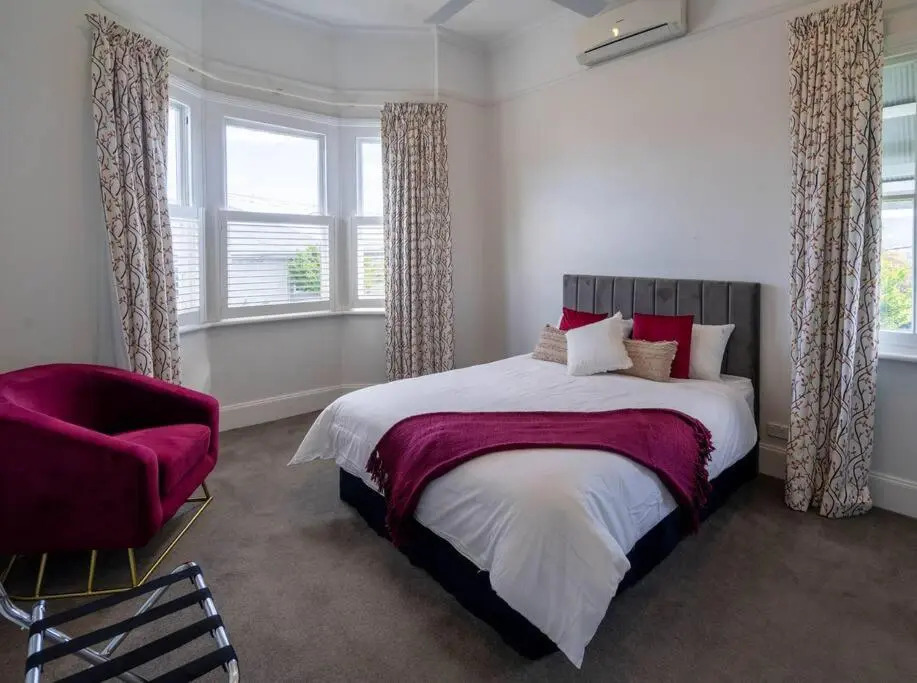 High View Manor - *NEW* 3 Bed Federation with Spa