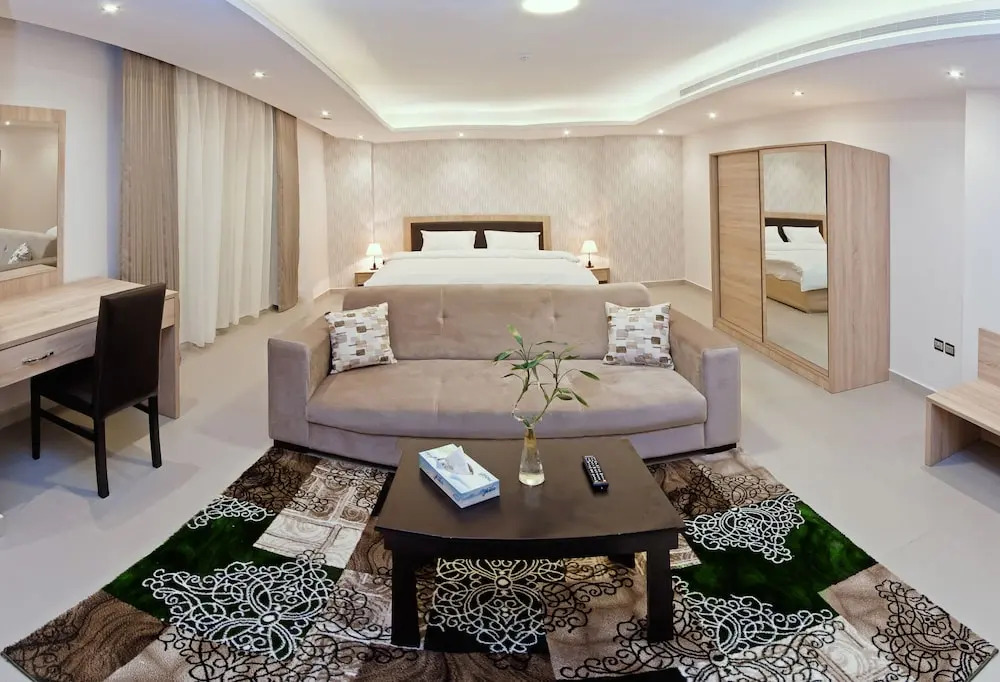 Oasis Rise Hotel Apartments