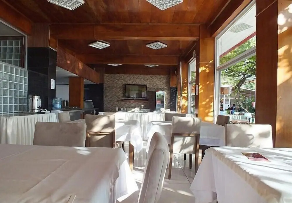 Acet Hotel