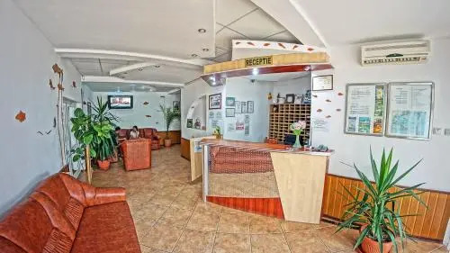 Hotel Sunrise si Satul Pescaresc